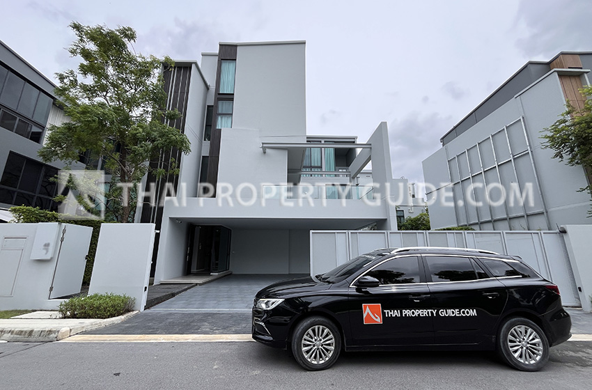 House with Private Pool for rent in Krung Thep Kritha